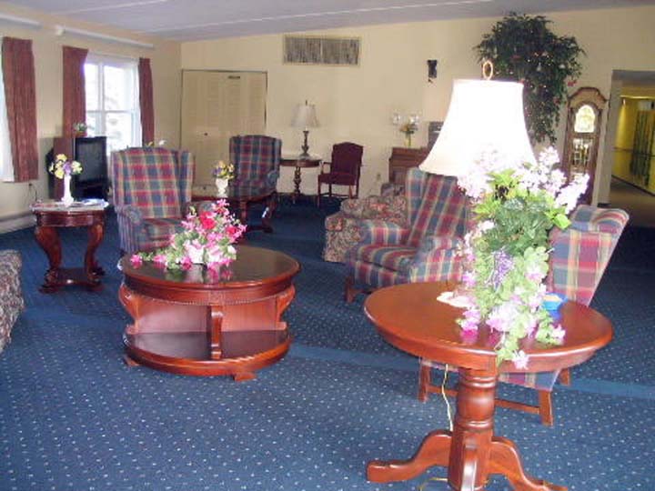 Russell Manor Senior Apartments Ripon, WI